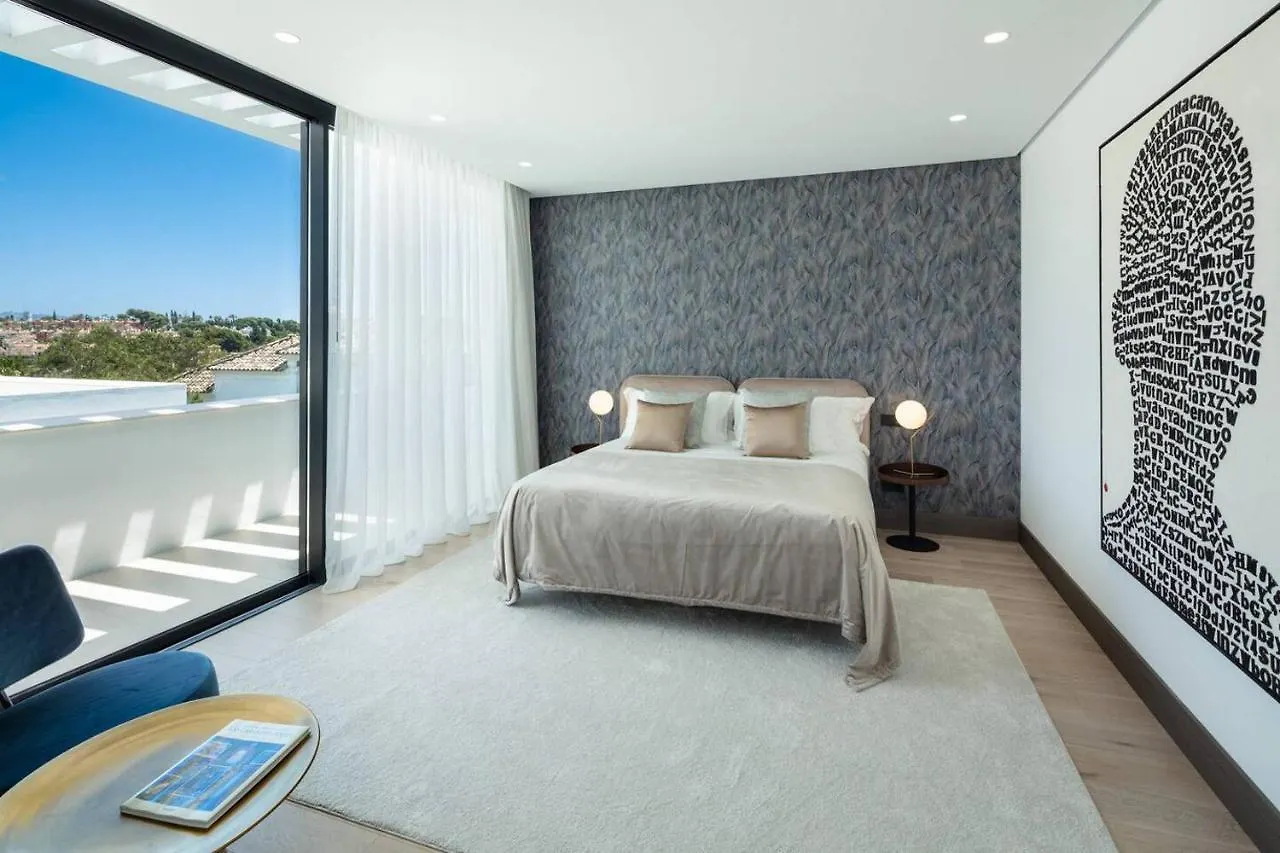 Newly Built 6 Bdrm Luxury Villa In Nueva Andalucia Marbella Apartment