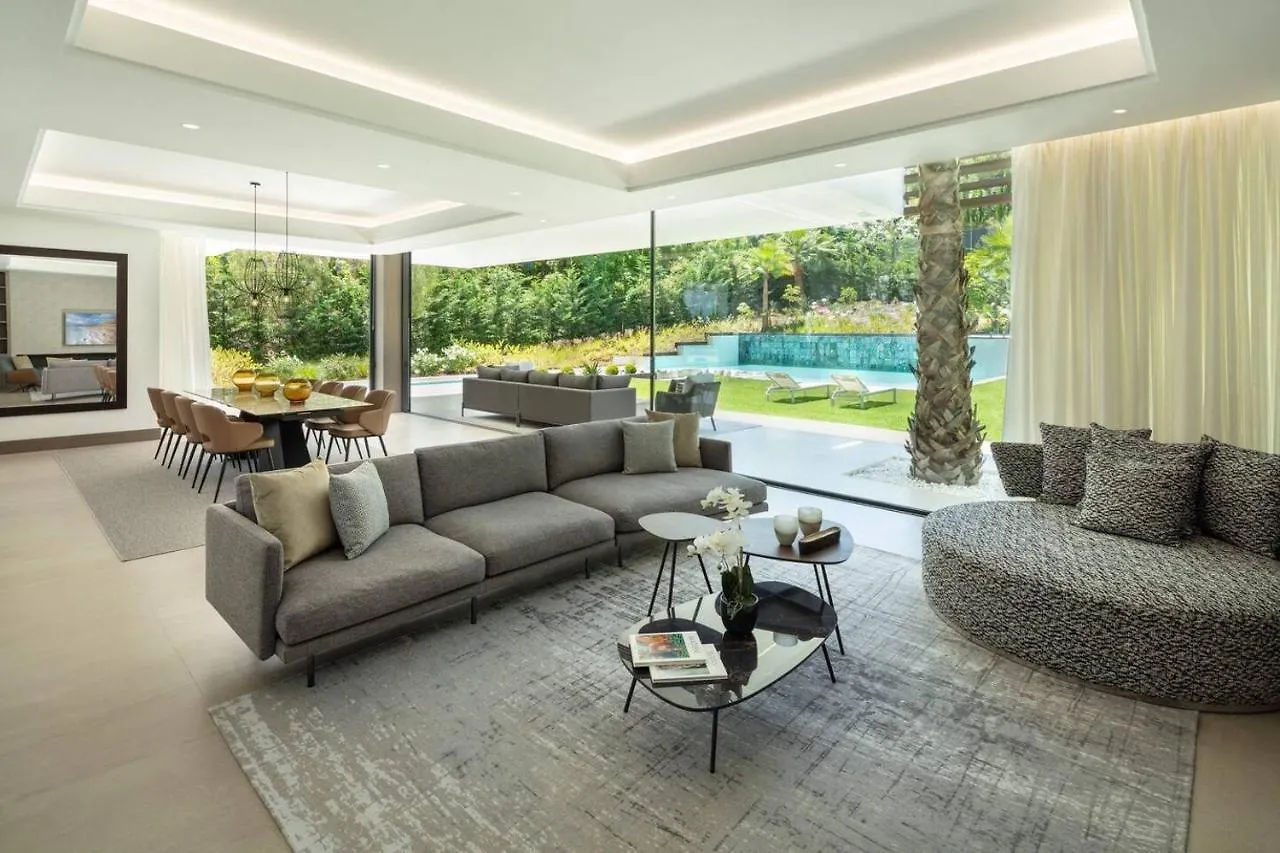 Apartment Newly Built 6 Bdrm Luxury Villa In Nueva Andalucia Marbella